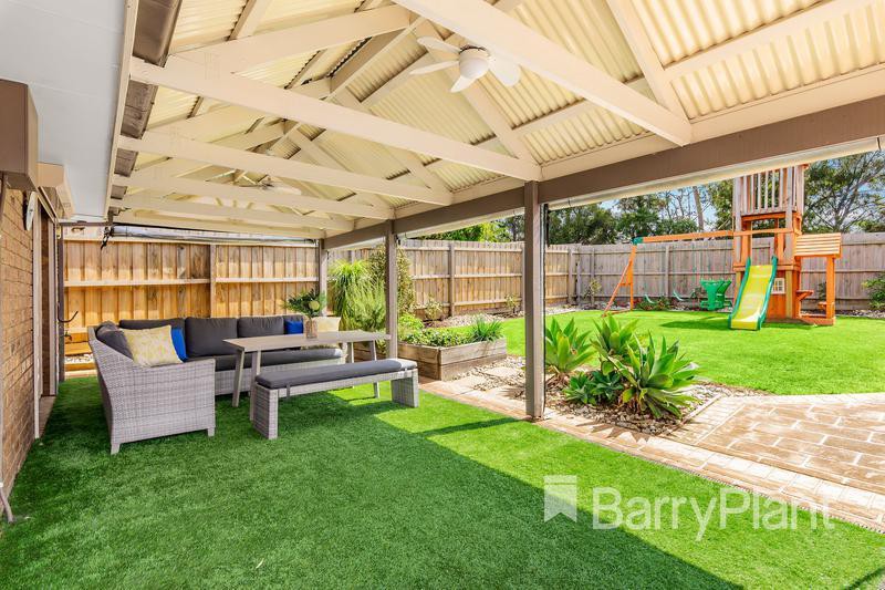 6 Grenda DriveMill Park, VIC 3082, Mill Park - Thumbnail 8