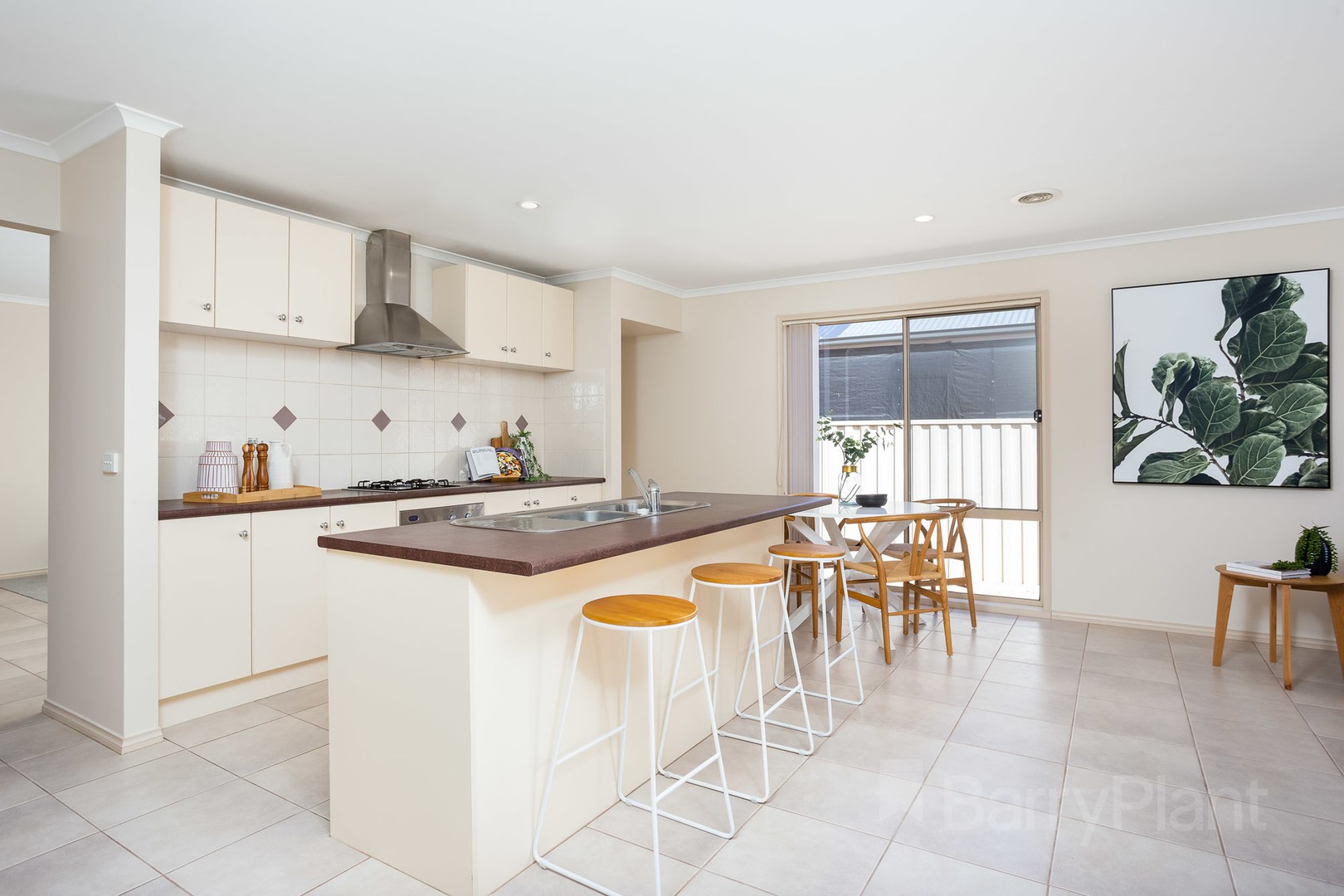 34 San Sebastian DrivePoint Cook, VIC 3030, Point Cook - Thumbnail 2