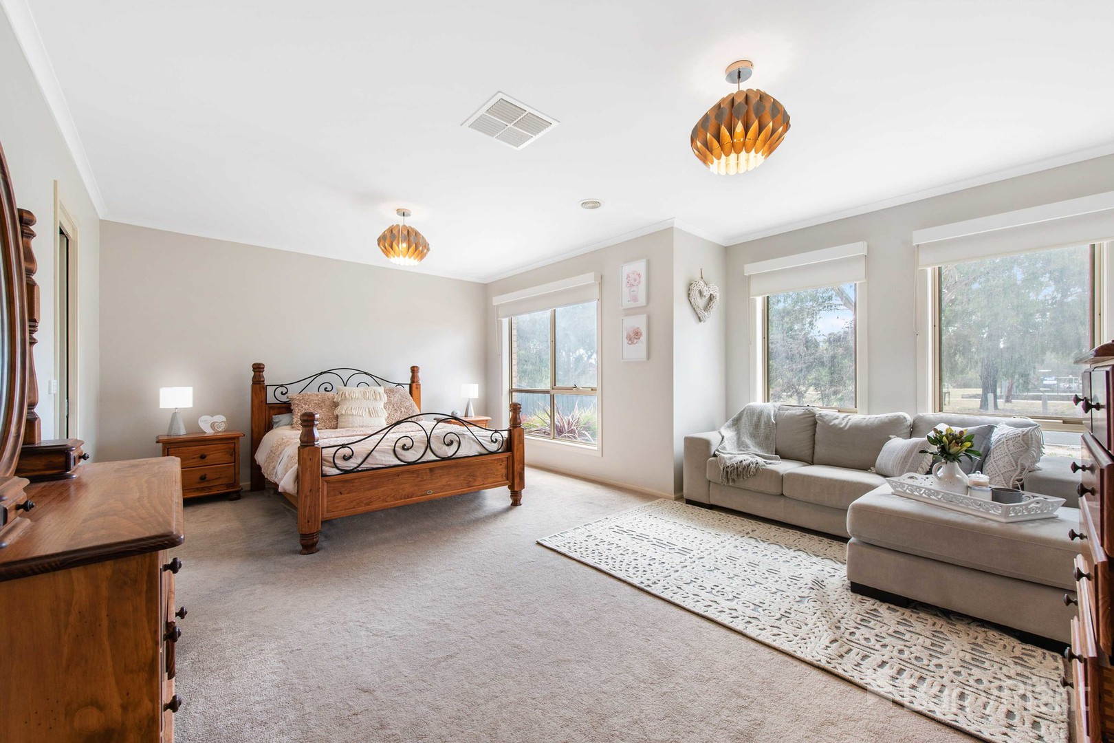 19 Highland PlaceTarneit, VIC 3029, Tarneit - Thumbnail 2