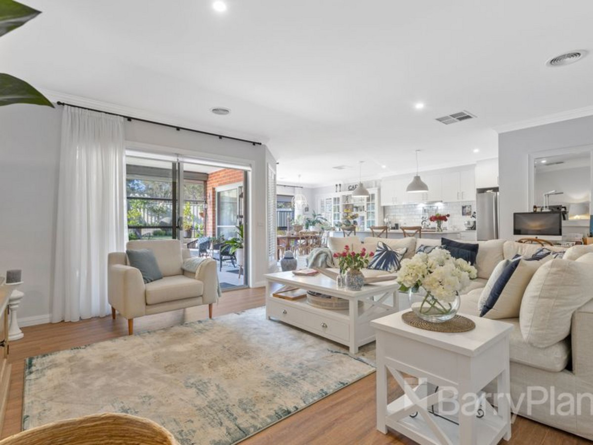 13 Holden Street, Maryborough, VIC 3465 - Thumbnail 2 - 25/02/2021