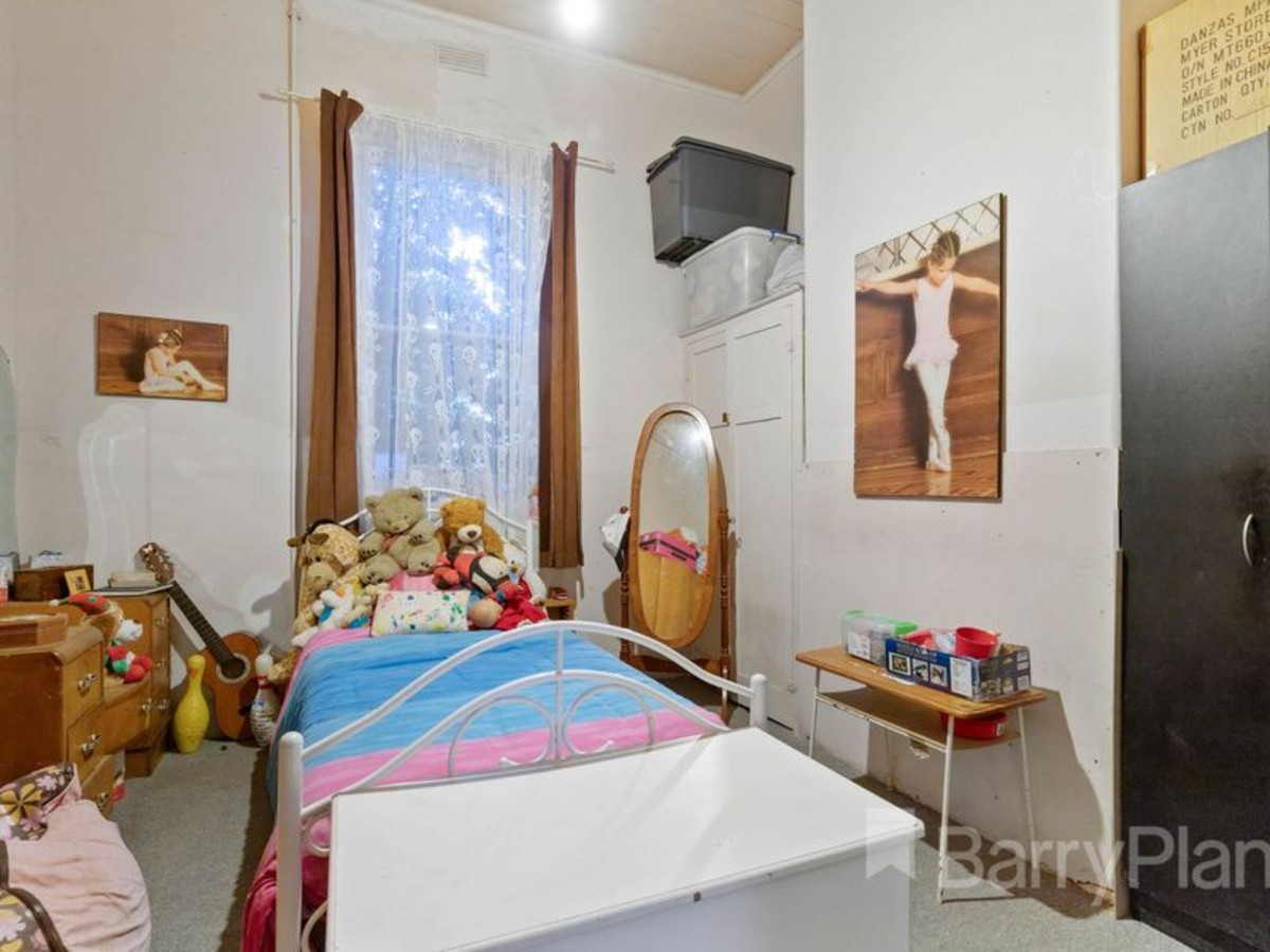 197 Humffray Street NorthBallarat East, VIC 3350, Ballarat East - Thumbnail 6