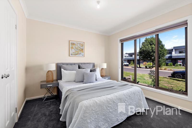 54 Saxony DriveEpping, VIC 3076, Epping - Thumbnail 4