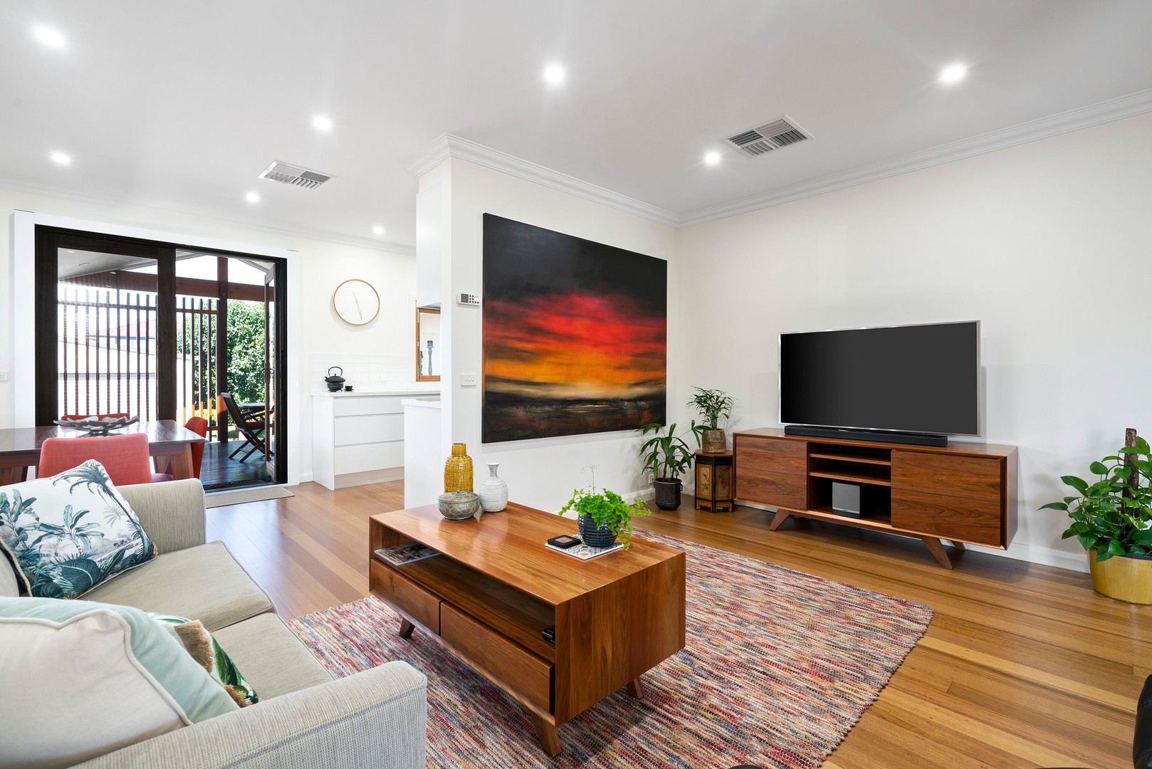 87 Haldane Road, Niddrie, VIC 3042 - Thumbnail 2 - 26/02/2021
