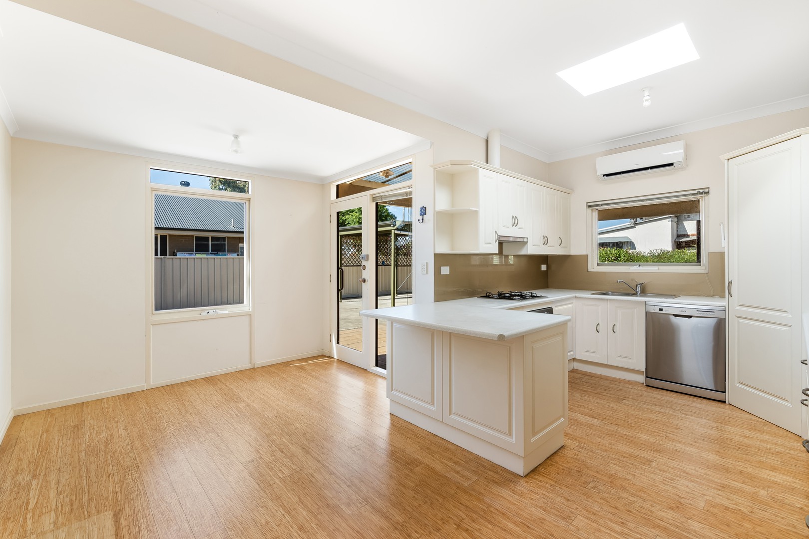 4 / 21 Tilba Street, Narooma, Narooma - Thumbnail 3