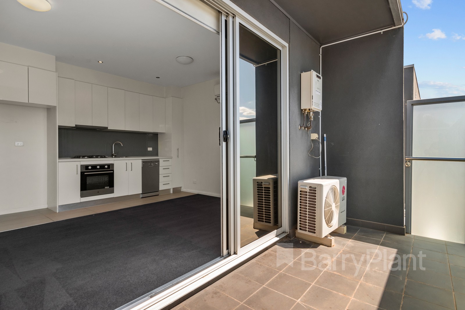 9/2 Middleborough RoadBurwood East, VIC 3151, Burwood East - Thumbnail 7