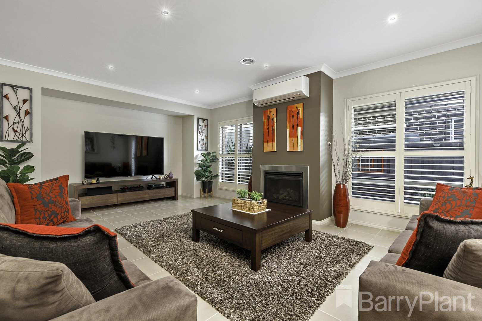 36 Fitzjohns DriveBundoora, VIC 3083, Bundoora - Thumbnail 2