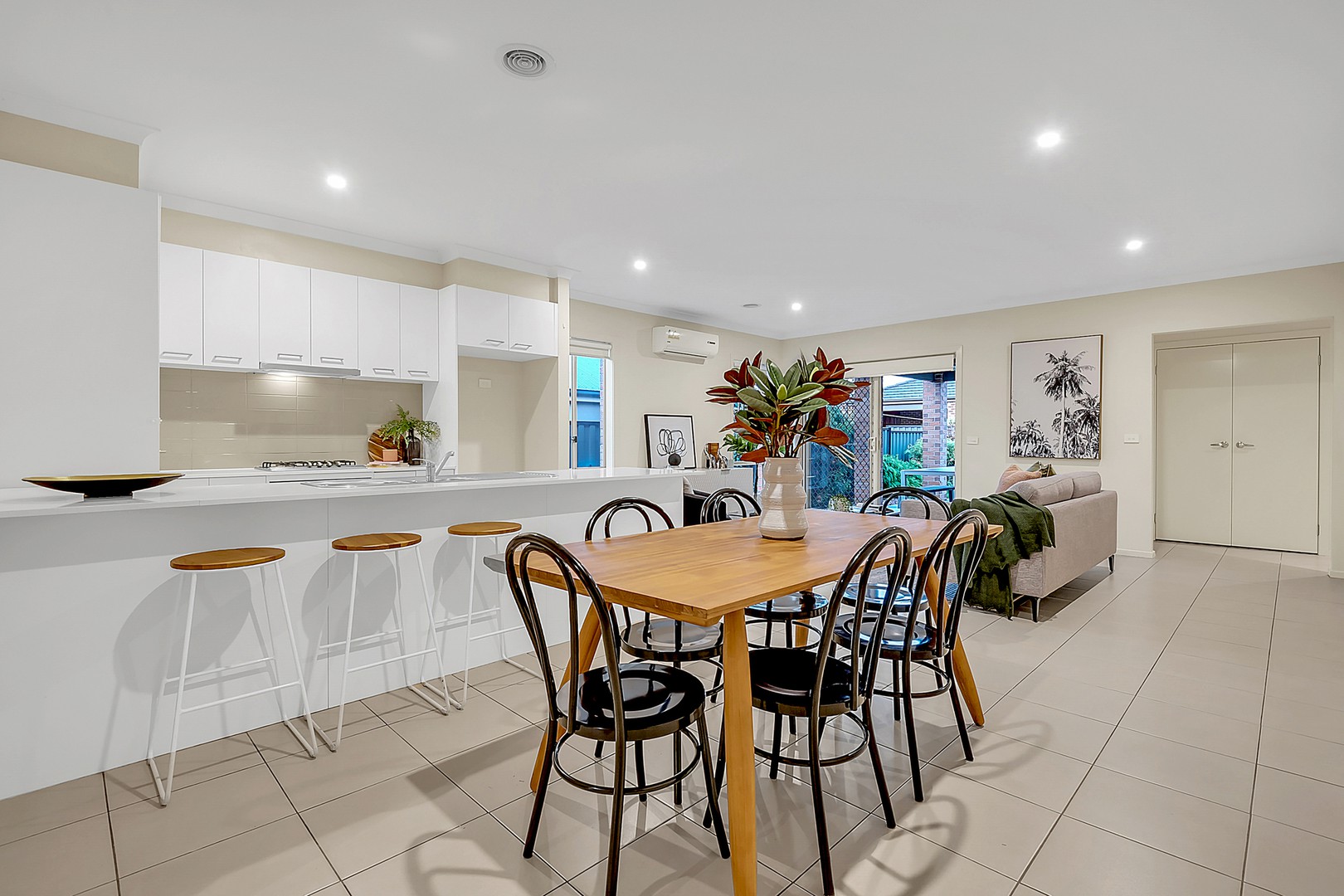 21 Calibre AvenueCraigieburn, VIC 3064, Craigieburn - Thumbnail 5