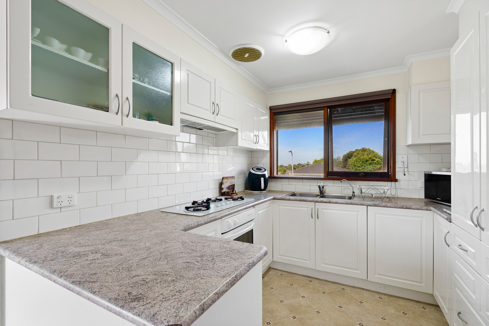 38 Maramba DriveNarre Warren, VIC 3805, Narre Warren - Thumbnail 2