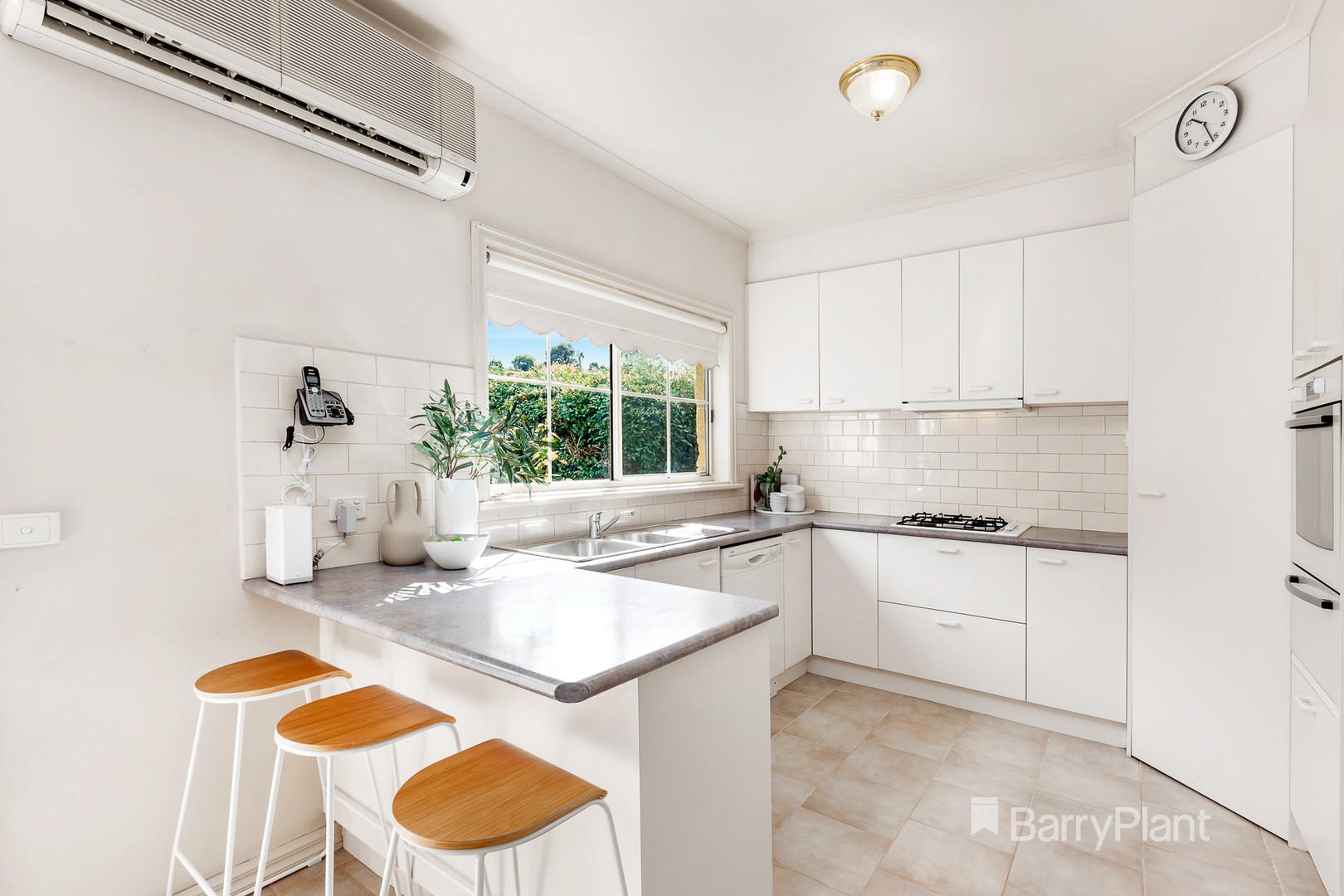 1/92 Broad Gully RoadDiamond Creek, VIC 3089, Diamond Creek - Thumbnail 7