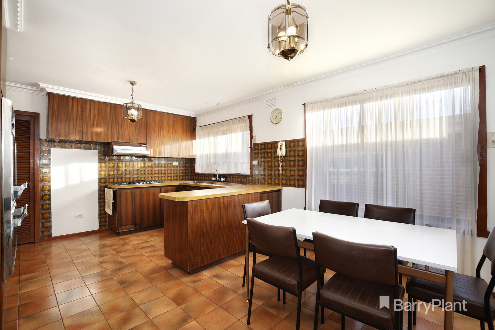 33 Valley CrescentGlenroy, VIC 3046, Glenroy - Thumbnail 2