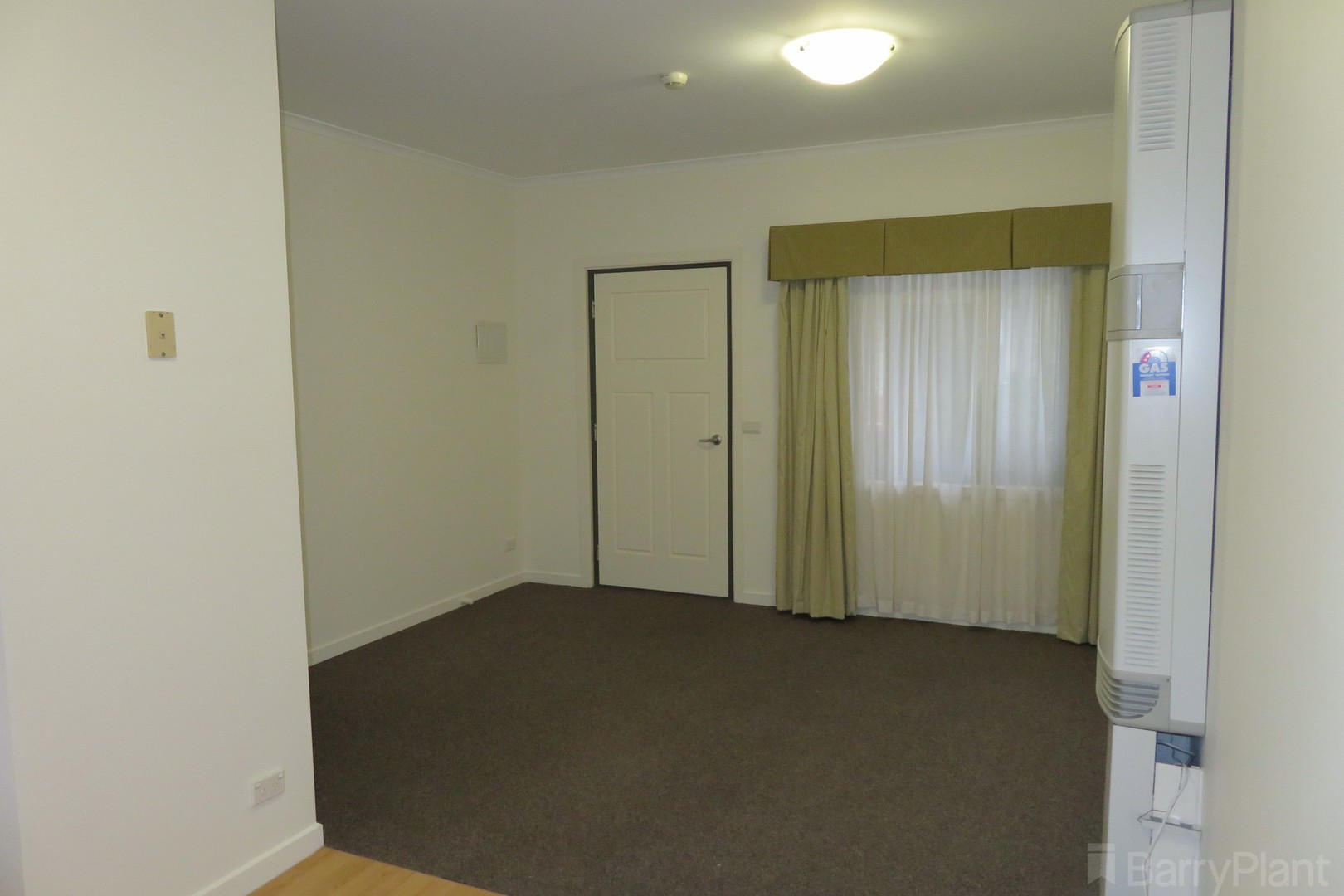 27 The Greenway, Heathmont, VIC 3135 - Thumbnail 2 - 03/03/2021