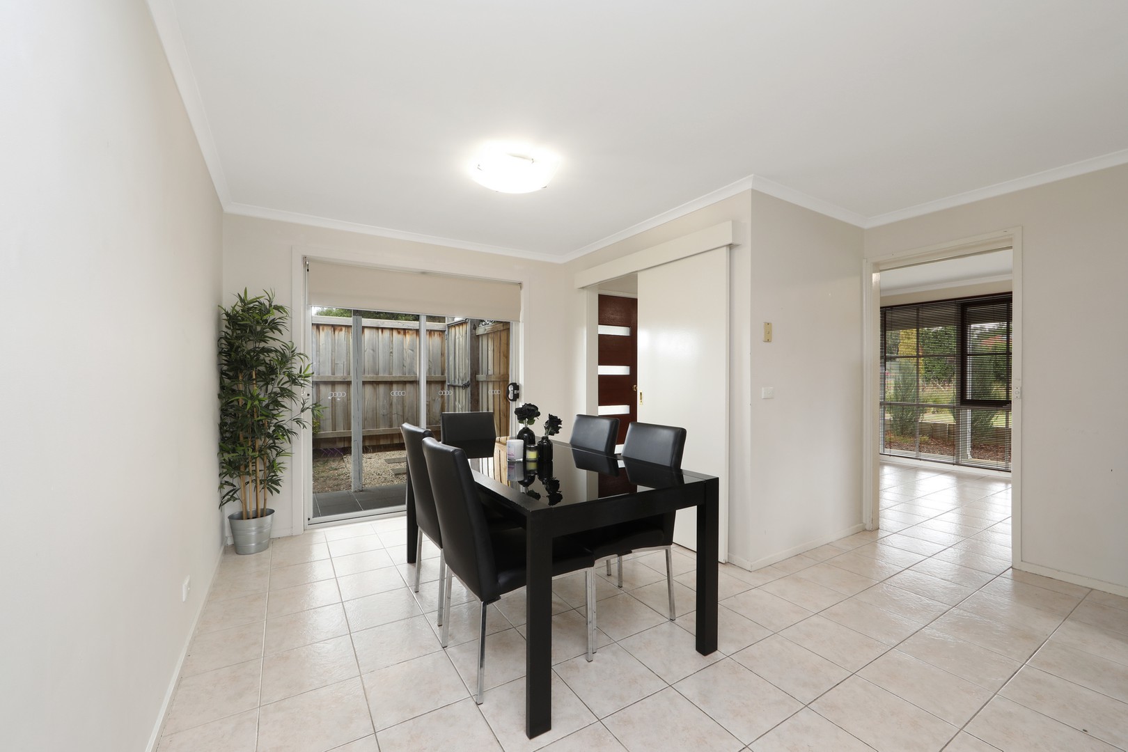 23 Lonsdale AvenueRowville, VIC 3178, Rowville - Thumbnail 3