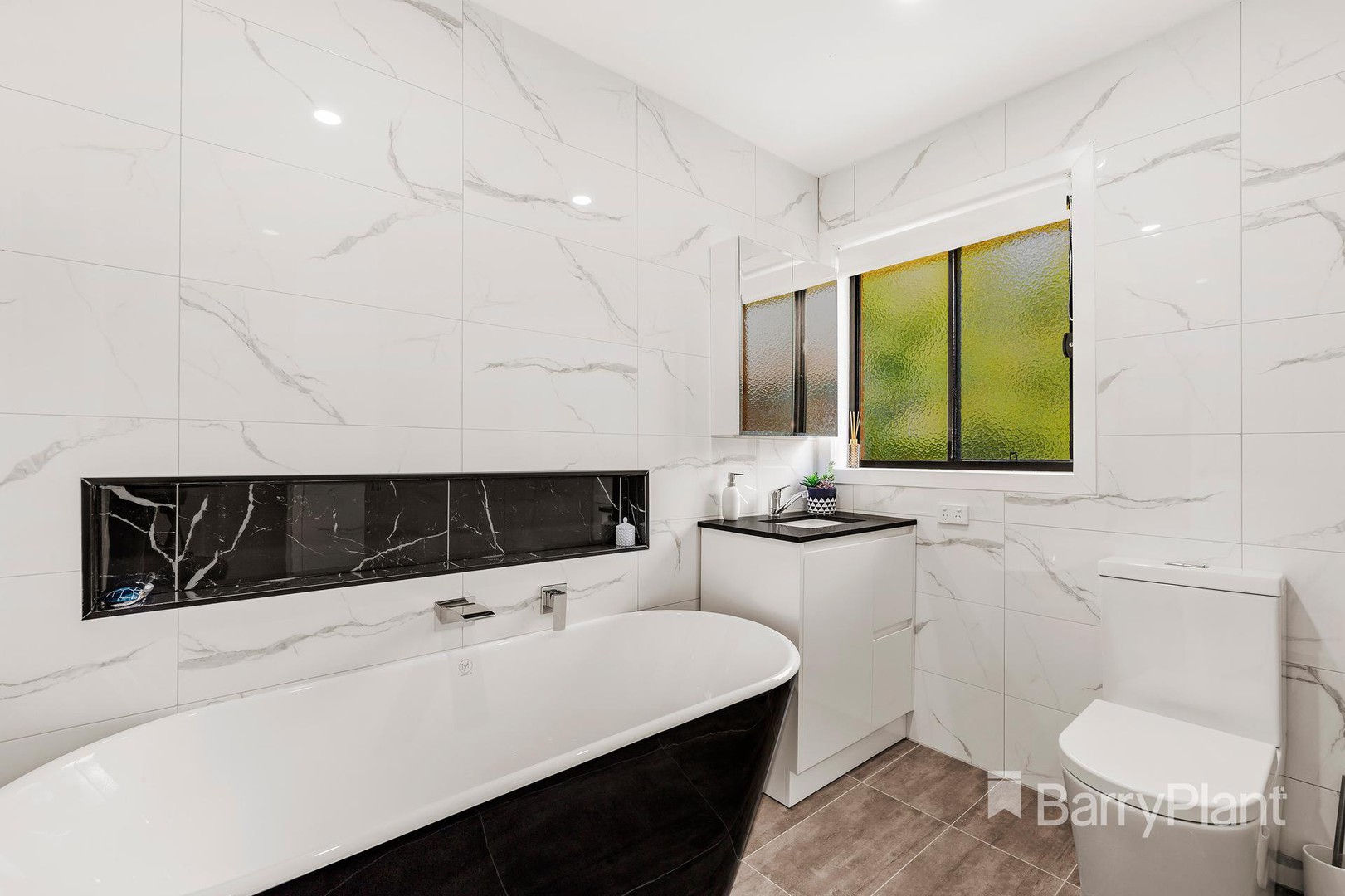 29 McLaughlin CrescentMill Park, VIC 3082, Mill Park - Thumbnail 6
