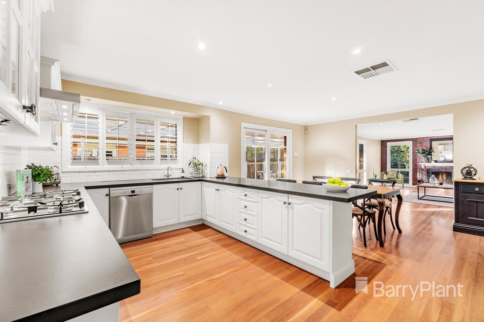 6 Bugatti CourtMill Park, VIC 3082, Mill Park - Thumbnail 4