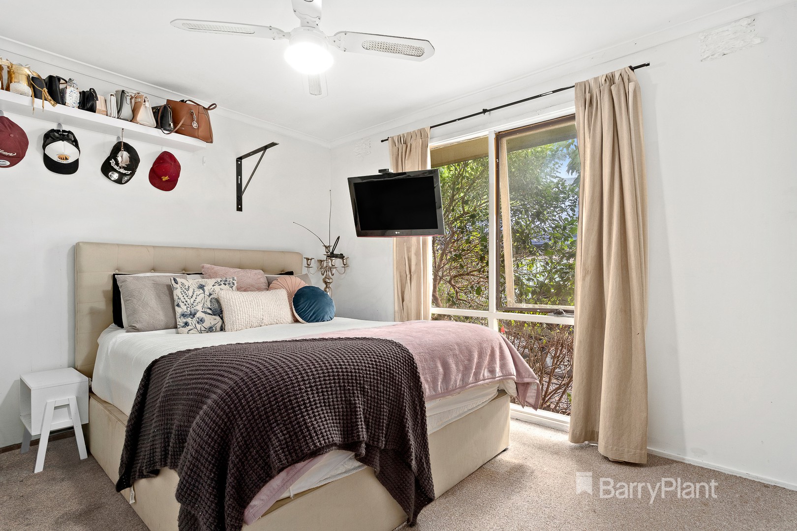21 Huntingdon AvenueBayswater North, VIC 3153, Bayswater North - Thumbnail 5