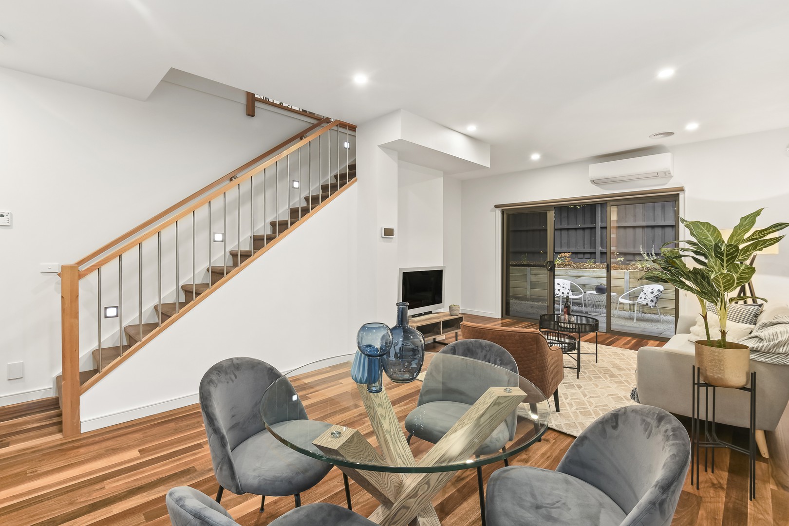 2/667 Whitehorse Road, Mitcham, VIC 3132, Mitcham - Thumbnail 4