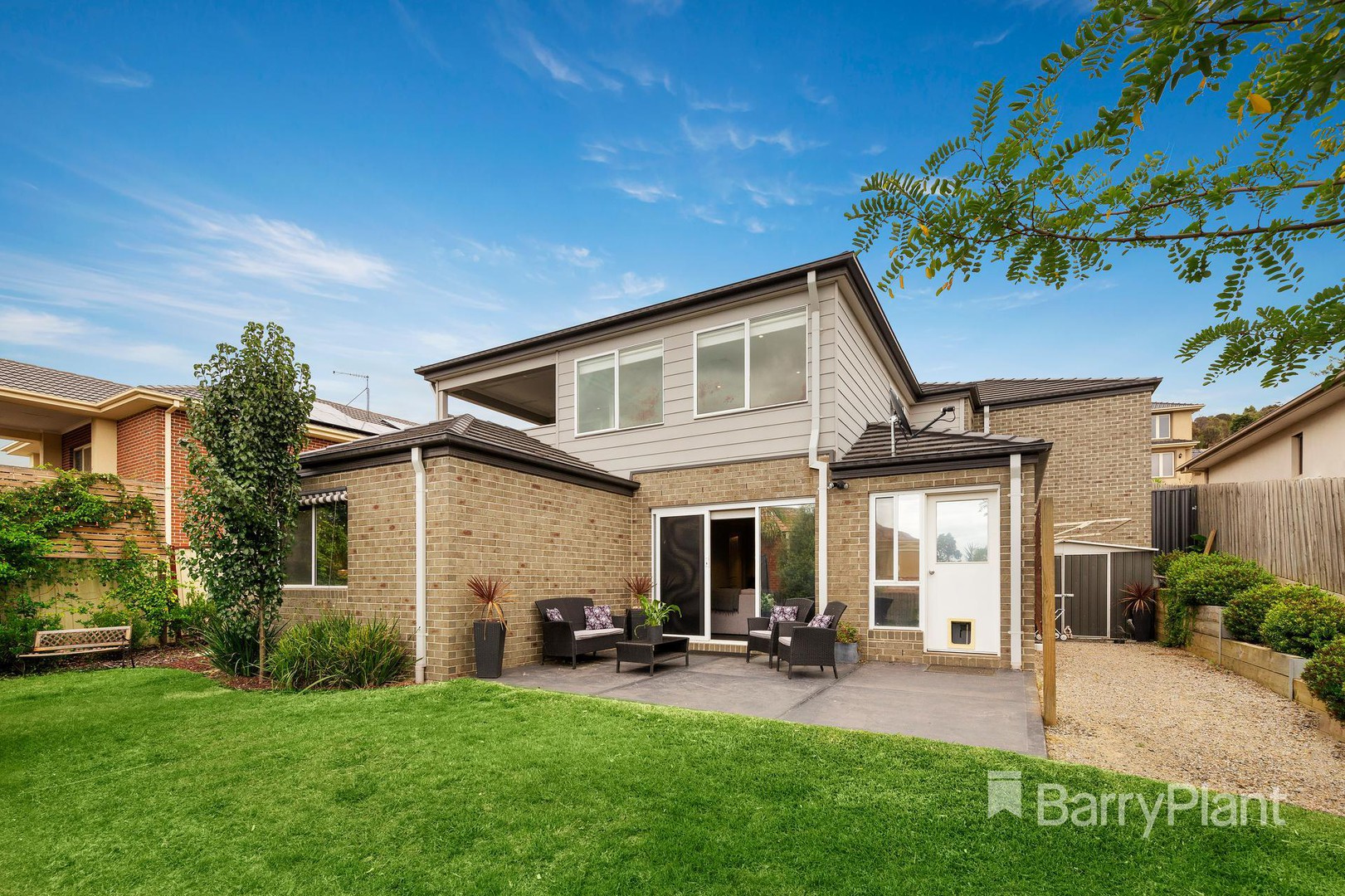 4 Saint Ronans GroveSouth Morang, VIC 3752, South Morang - Thumbnail 2