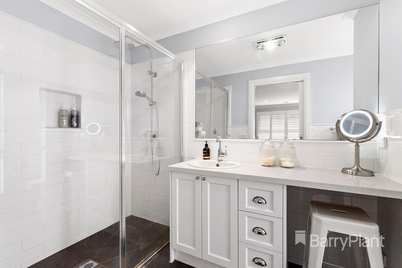 4 Saint Ronans GroveSouth Morang, VIC 3752, South Morang - Thumbnail 8