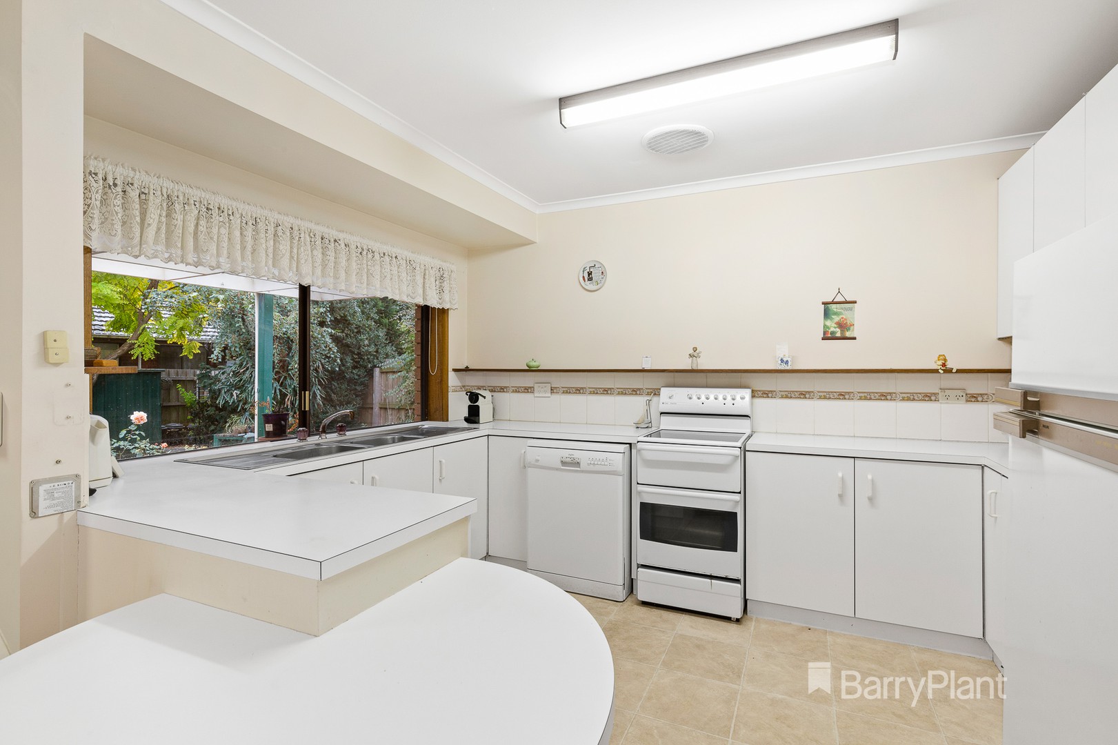 56 Holland Road, Blackburn South, VIC 3130, Blackburn South - Thumbnail 7