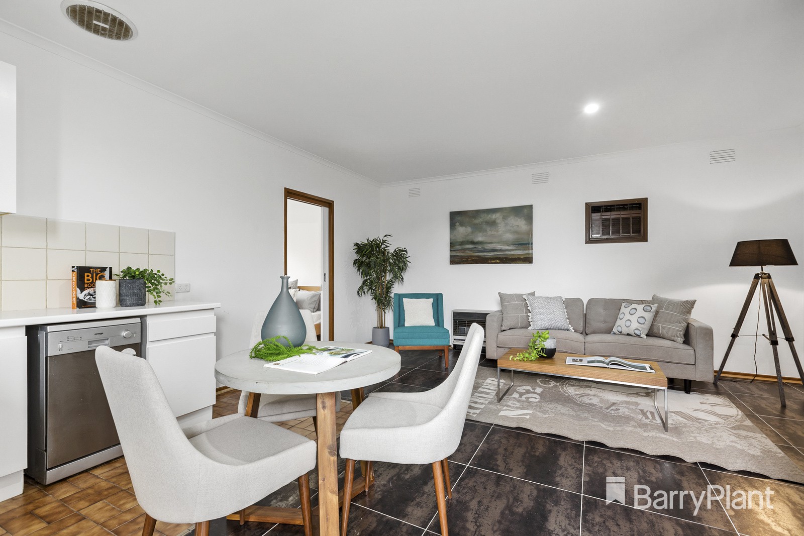 54 Hilltop CrescentBurwood East, VIC 3151, Burwood East - Thumbnail 3