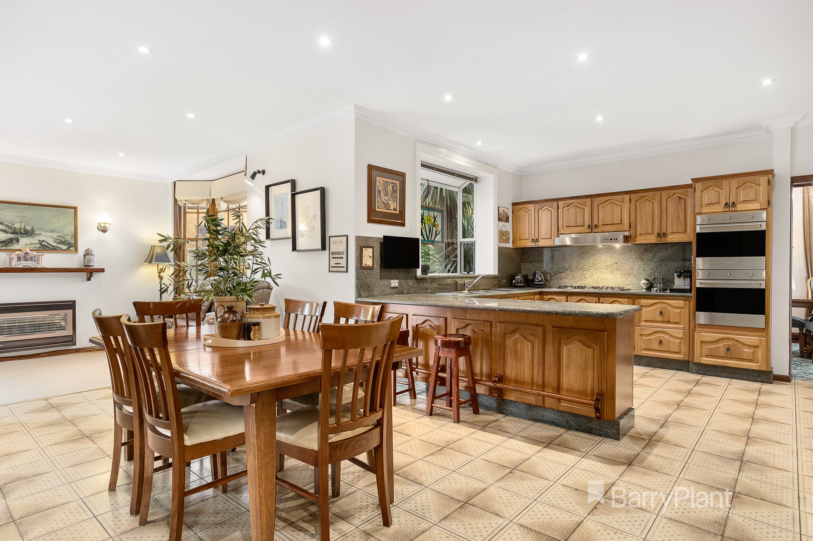 5 Eden Court, Doncaster, VIC 3108, Doncaster - Thumbnail 3