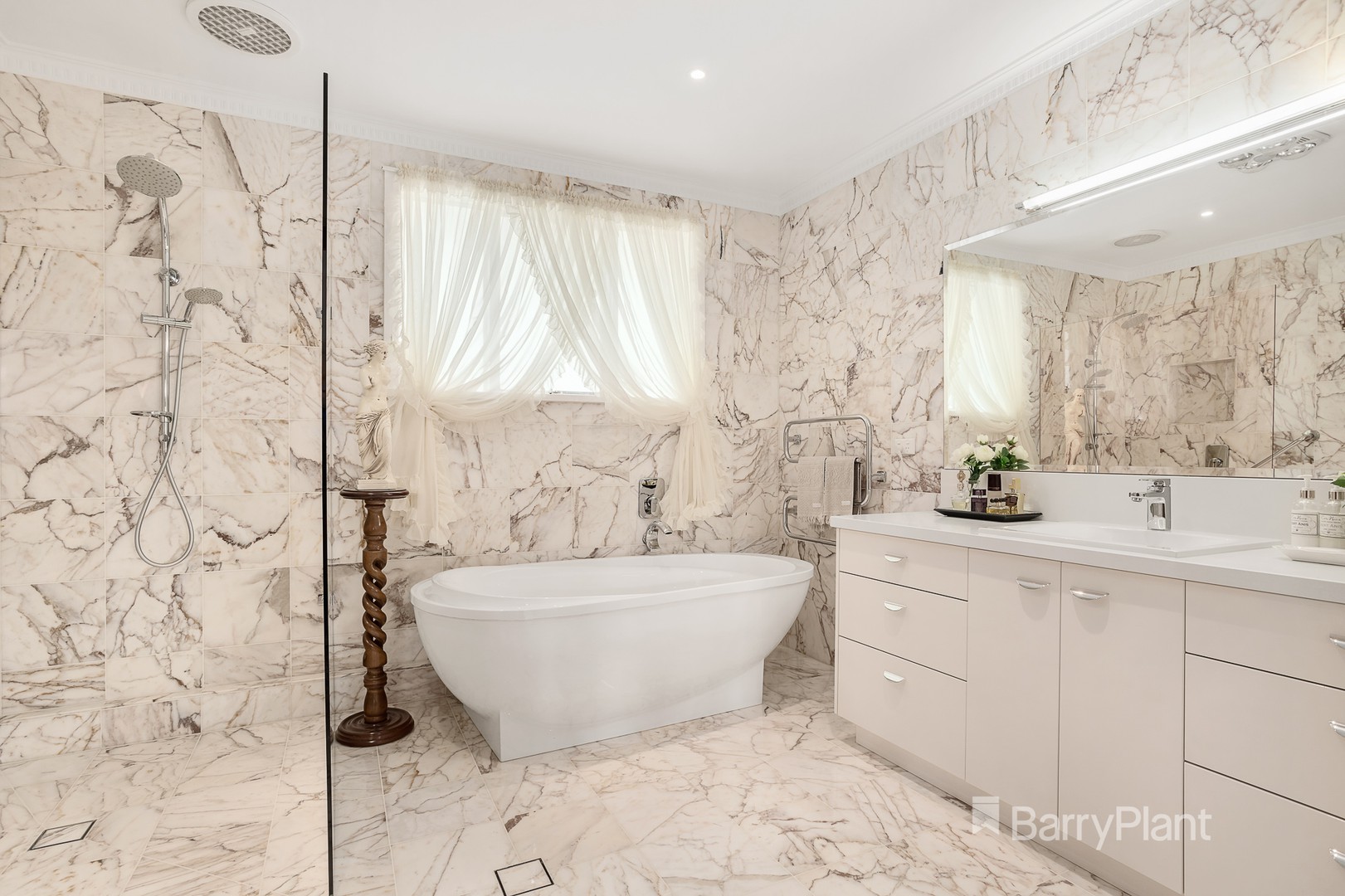 5 Eden Court, Doncaster, VIC 3108, Doncaster - Thumbnail 5