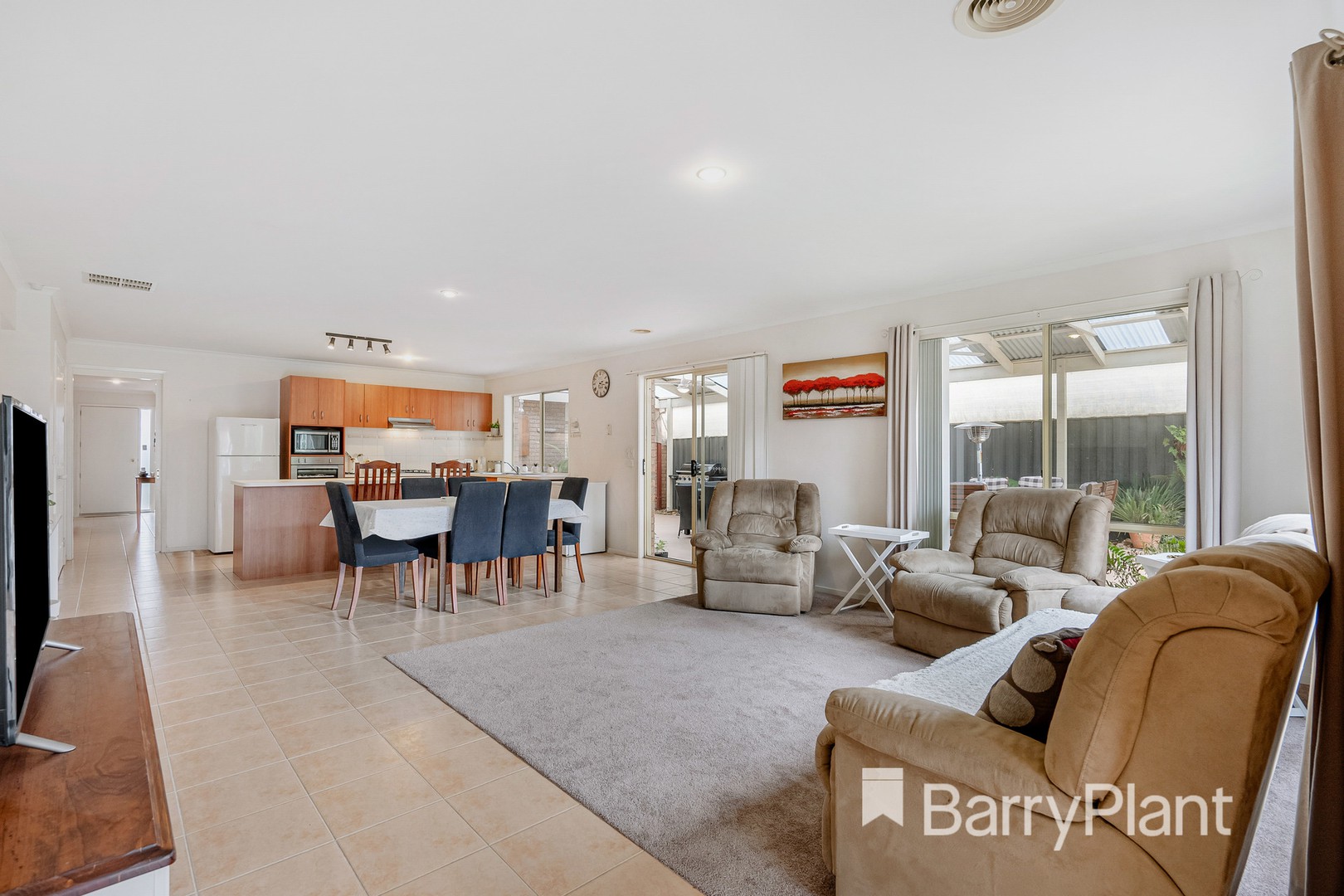 16 Melliodora CourtManor Lakes, VIC 3024, Manor Lakes - Thumbnail 5