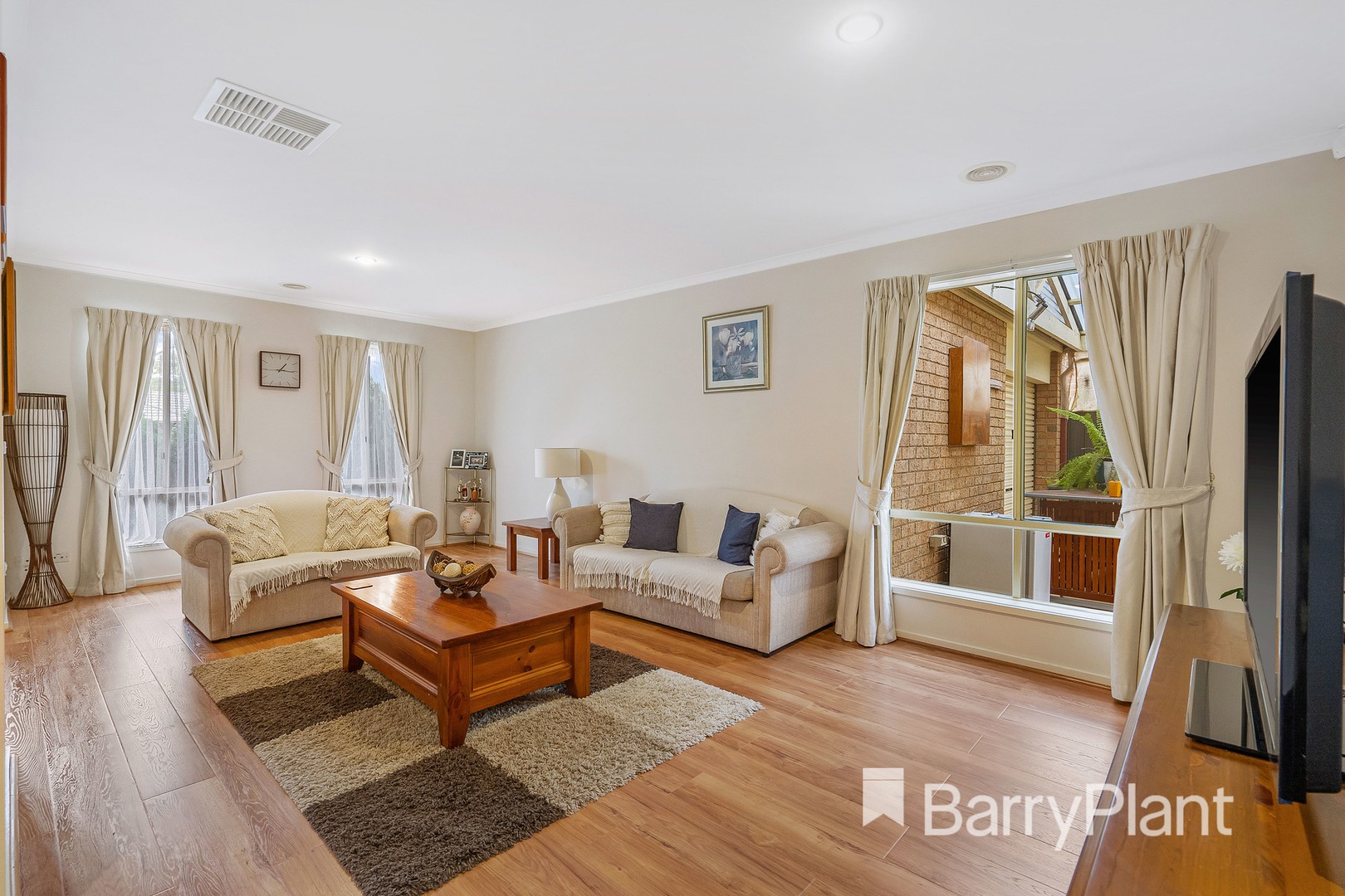 16 Melliodora CourtManor Lakes, VIC 3024, Manor Lakes - Thumbnail 7