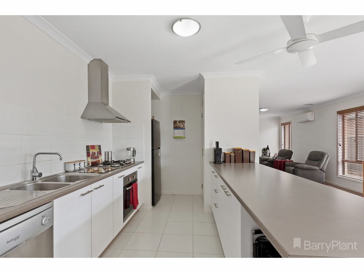 216 Jobs Gully RoadEaglehawk, VIC 3556, Eaglehawk - Thumbnail 2