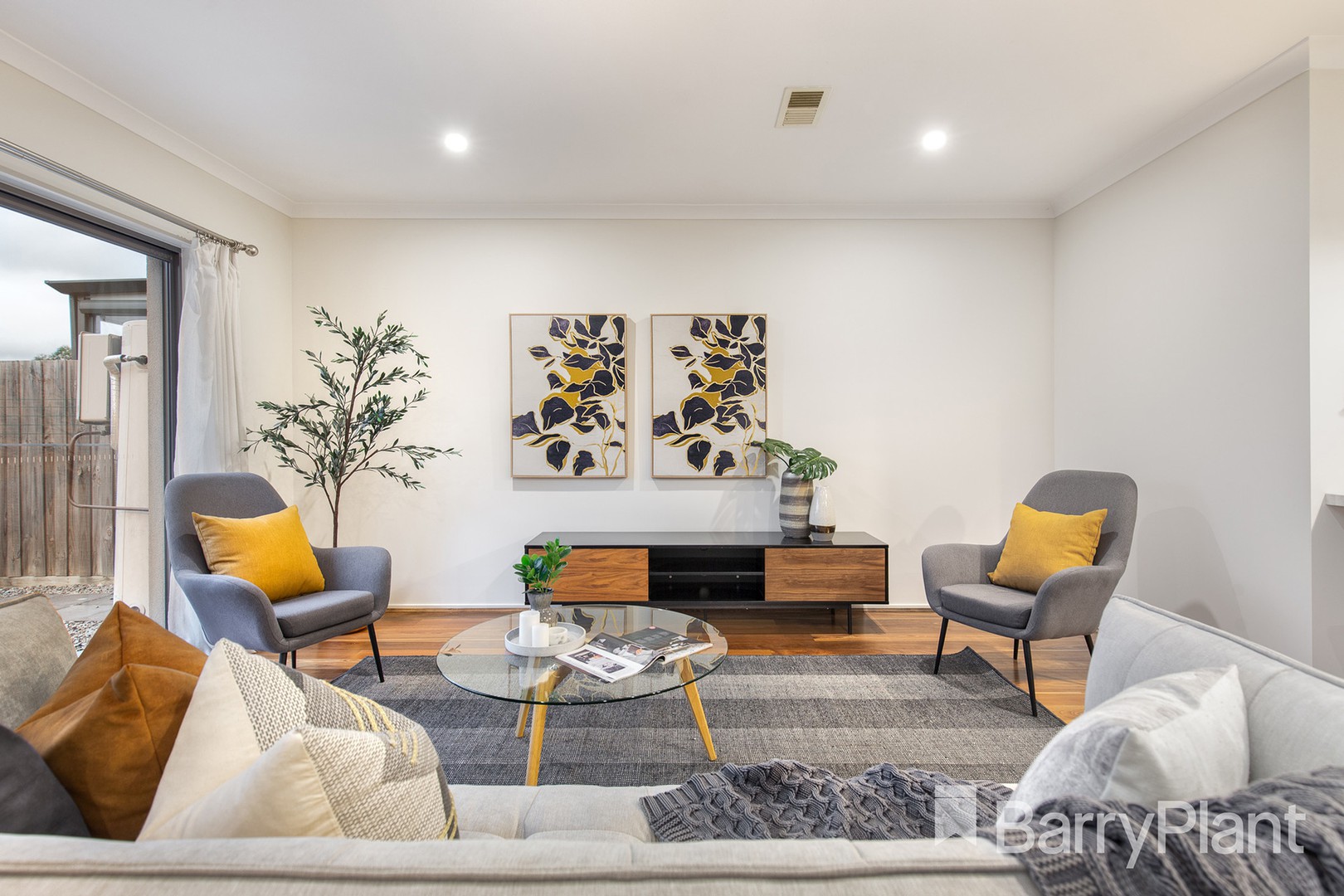 14 Rosette CrescentKeysborough, VIC 3173, Keysborough - Thumbnail 2