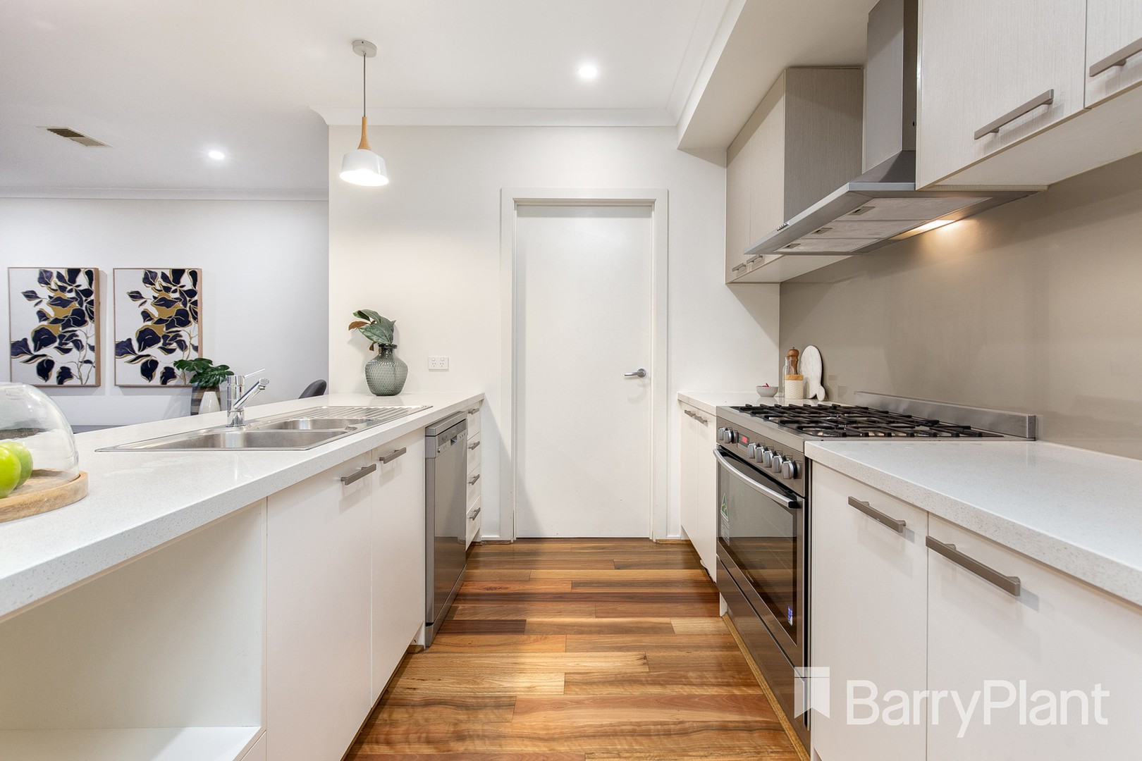14 Rosette CrescentKeysborough, VIC 3173, Keysborough - Thumbnail 3