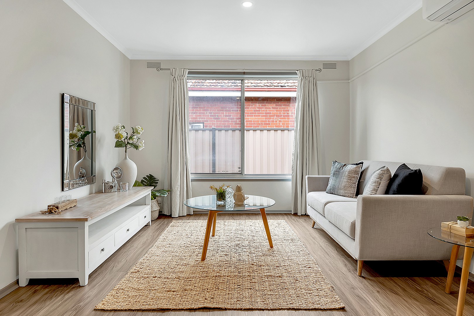 2/18 Storey RoadReservoir, VIC 3073, Reservoir - Thumbnail 2