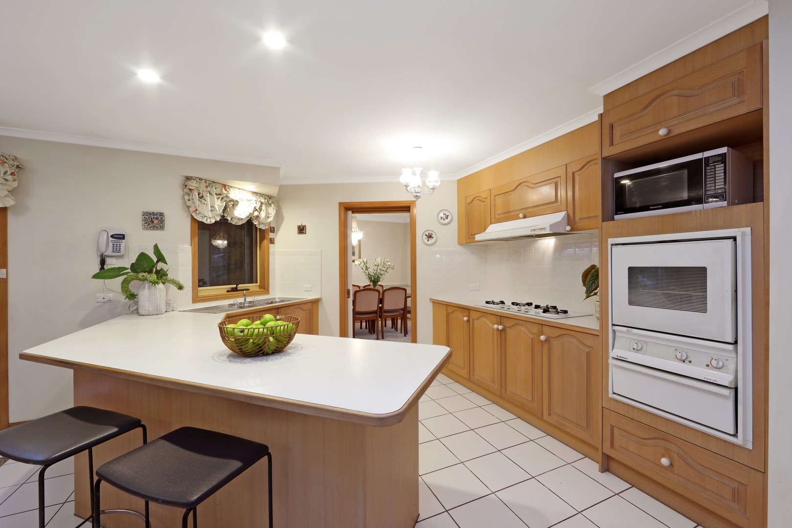 24 Applewood DriveKnoxfield, VIC 3180, Knoxfield - Thumbnail 3