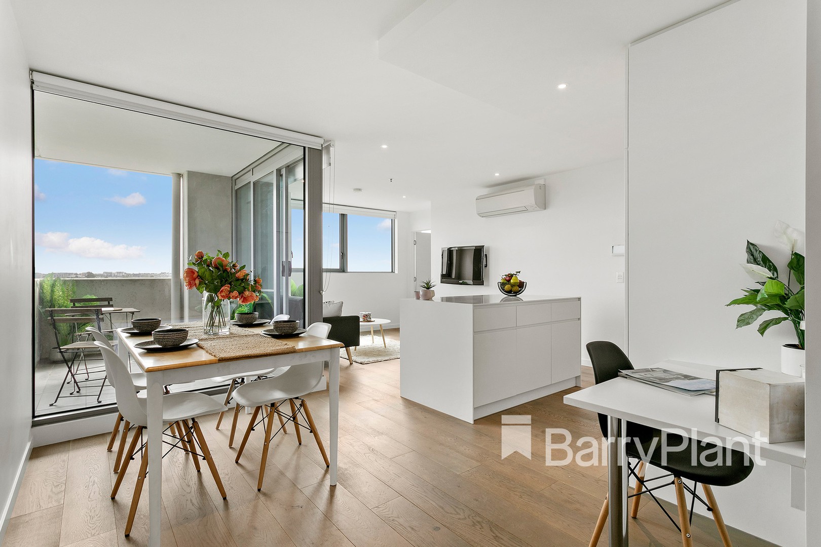 918/1 Ascot Vale RoadFlemington, VIC 3031, Flemington - Thumbnail 3