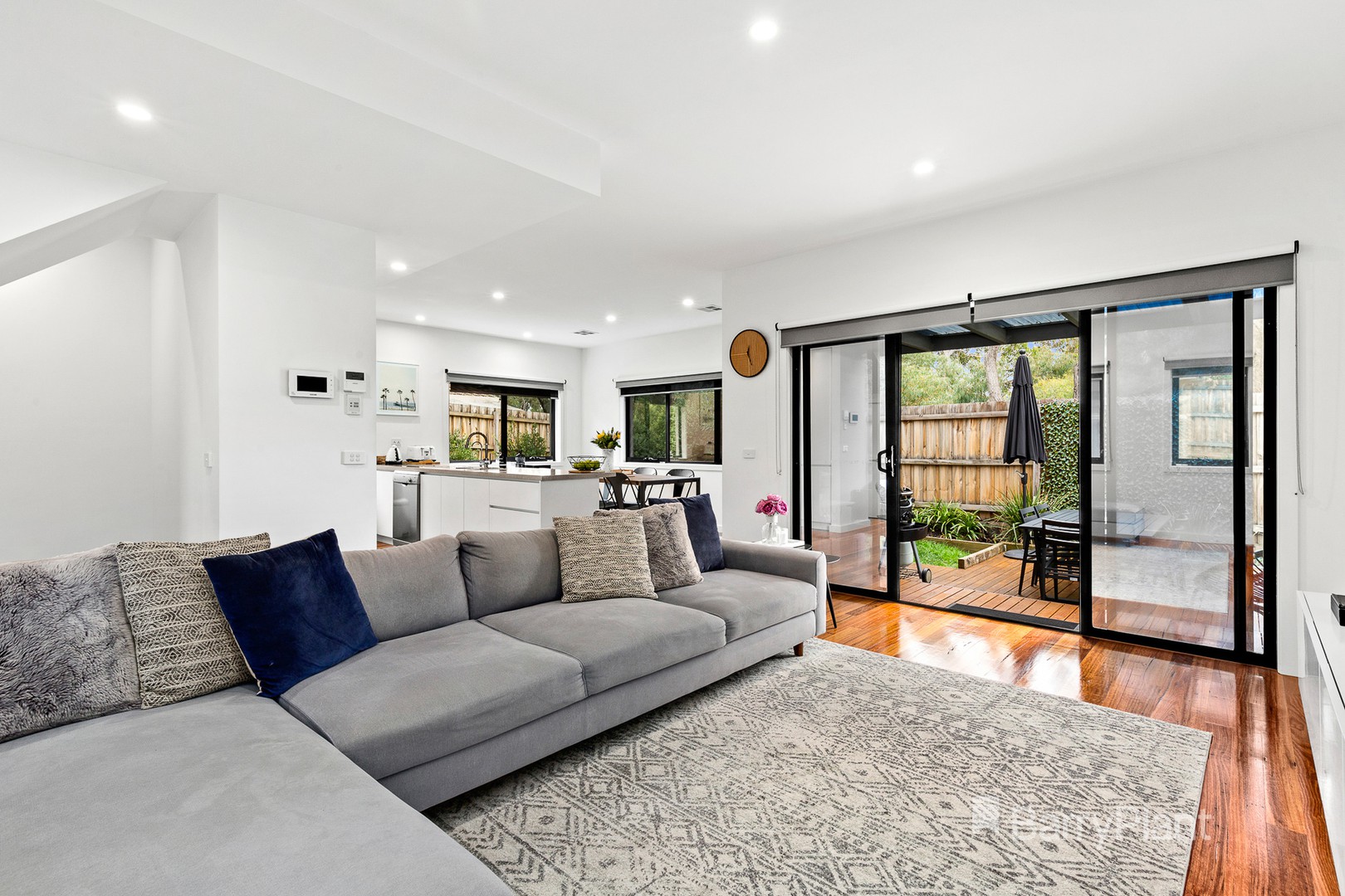 3/2 The ParkwayDiamond Creek, VIC 3089, Diamond Creek - Thumbnail 3