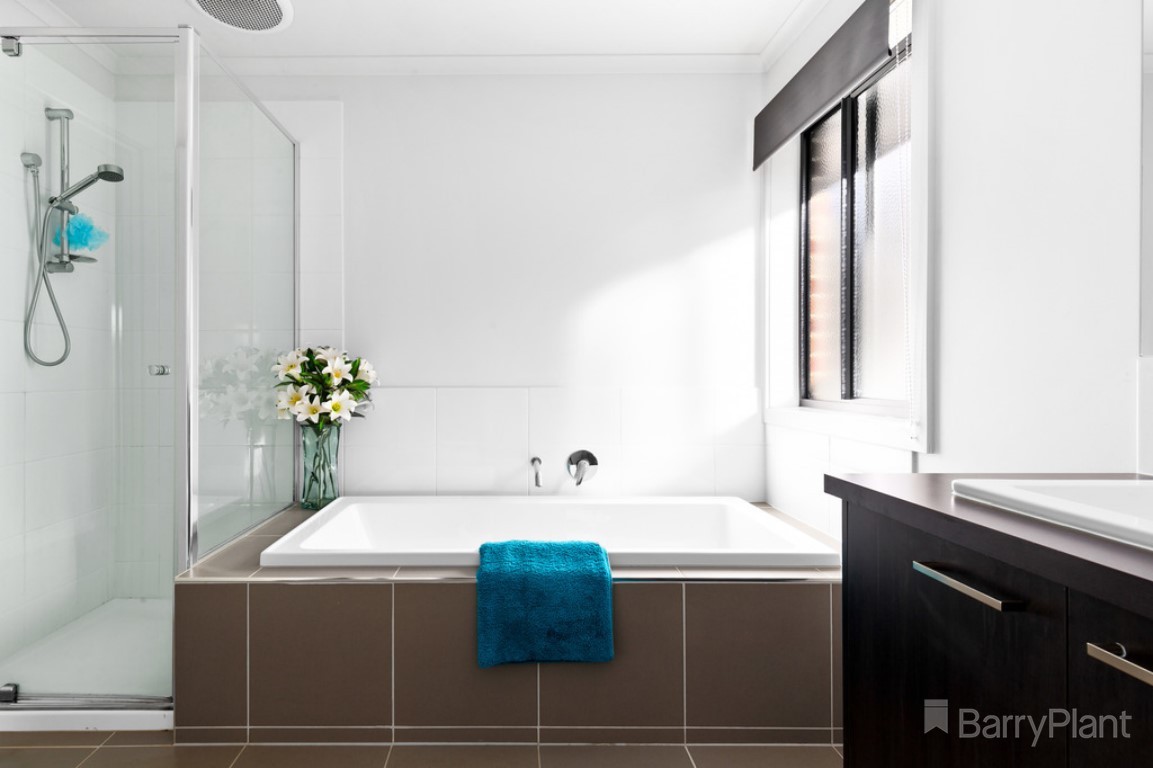 13 Chaucer WayDrouin, VIC 3818, Drouin - Thumbnail 8