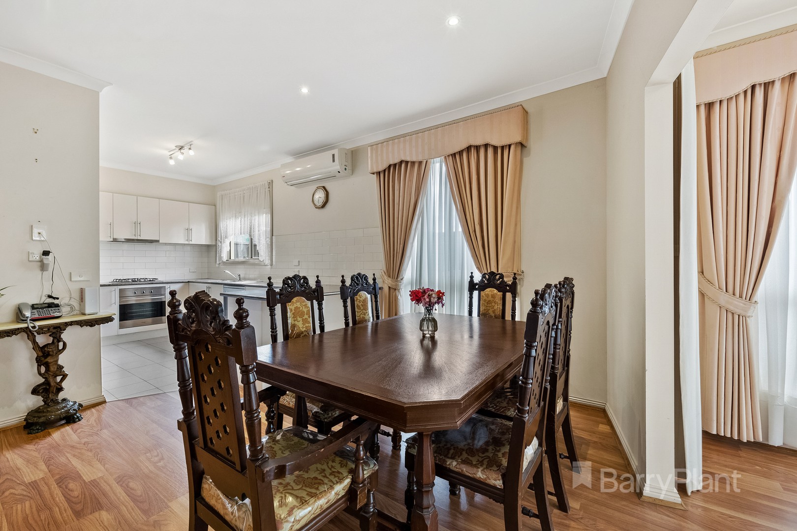 3/4 Levenia StreetSt Albans, VIC 3021, St Albans - Thumbnail 3