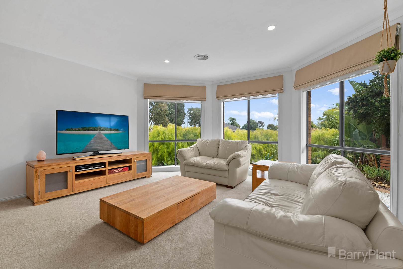 5 Elizabeth CourtNarre Warren, VIC 3805, Narre Warren - Thumbnail 2