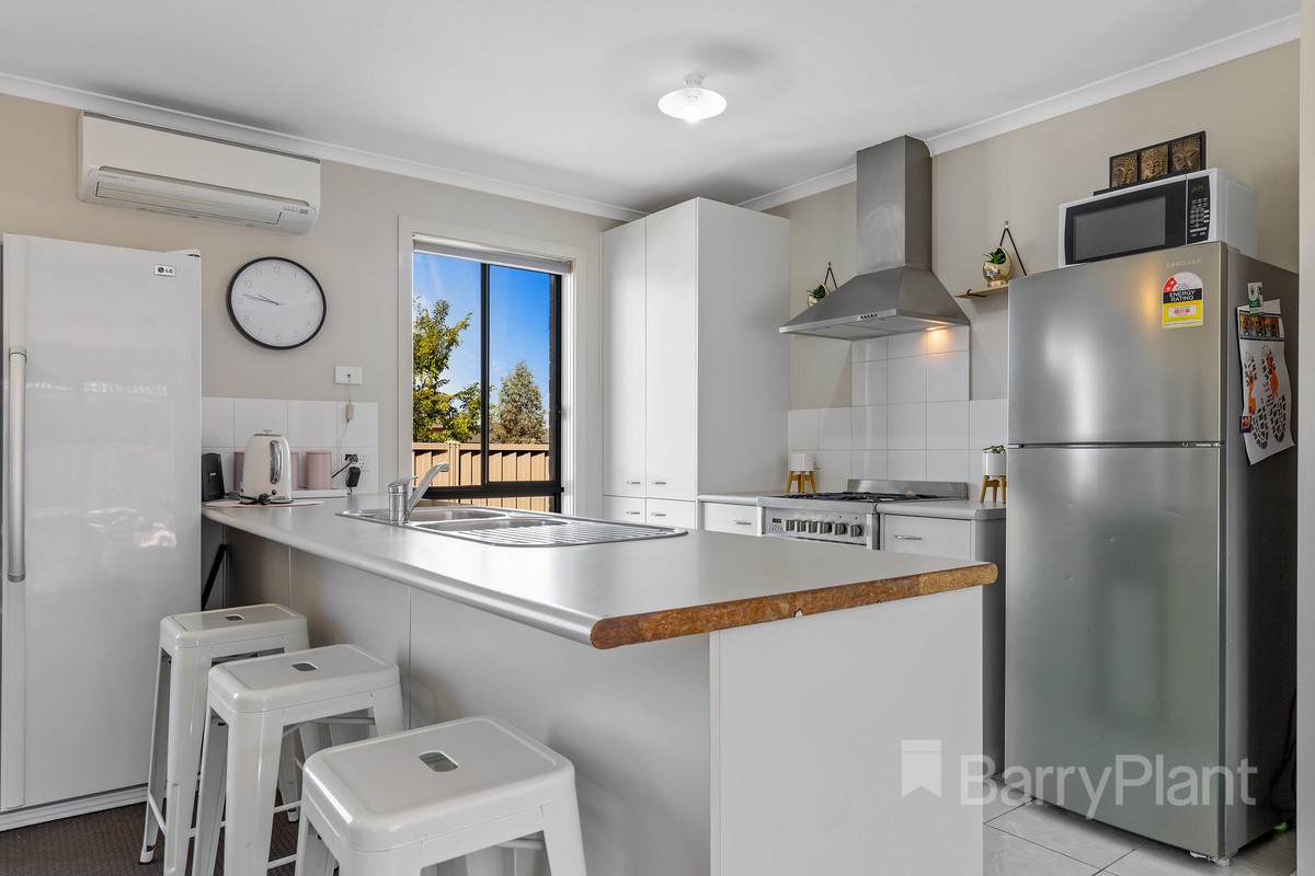 11 Deakin DriveDelacombe, VIC 3356, Delacombe - Thumbnail 6