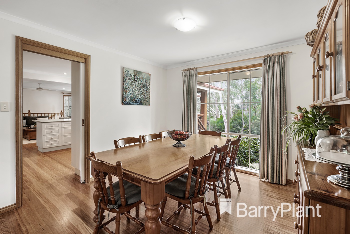 16 Edmond CrescentWandin North, VIC 3139, Wandin North - Thumbnail 7
