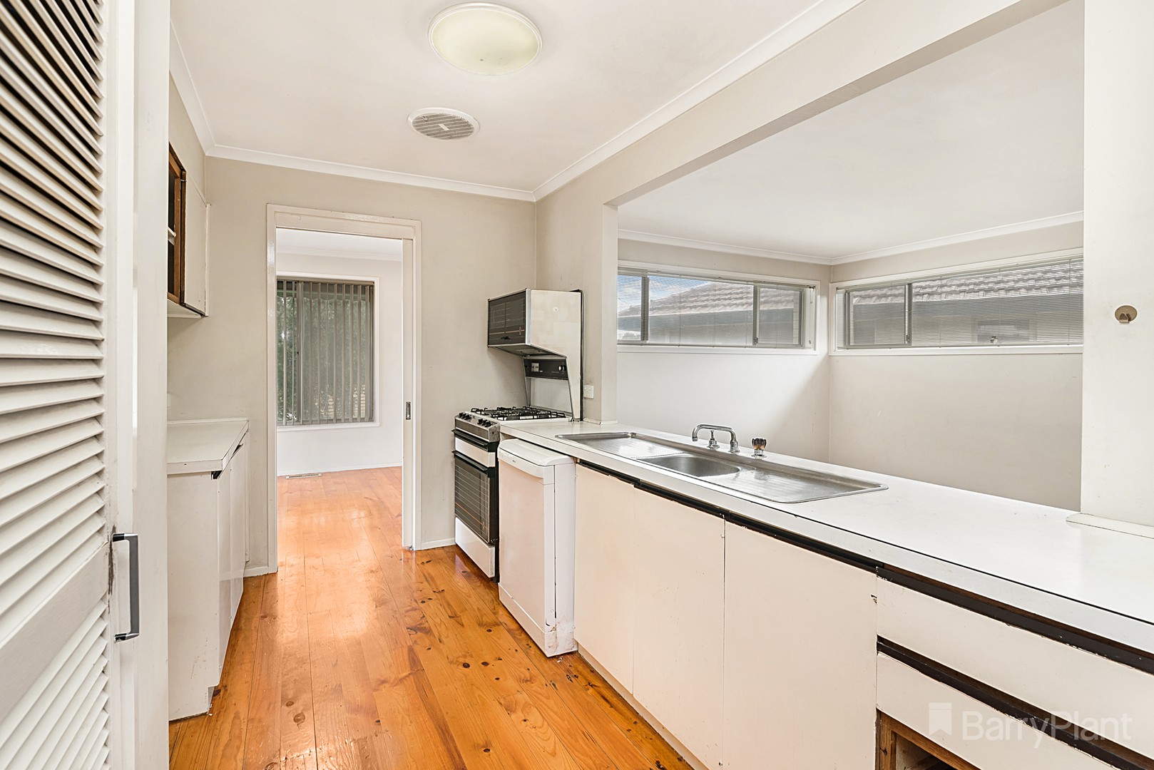 3 Hughes CourtSunbury, VIC 3429, Sunbury - Thumbnail 3