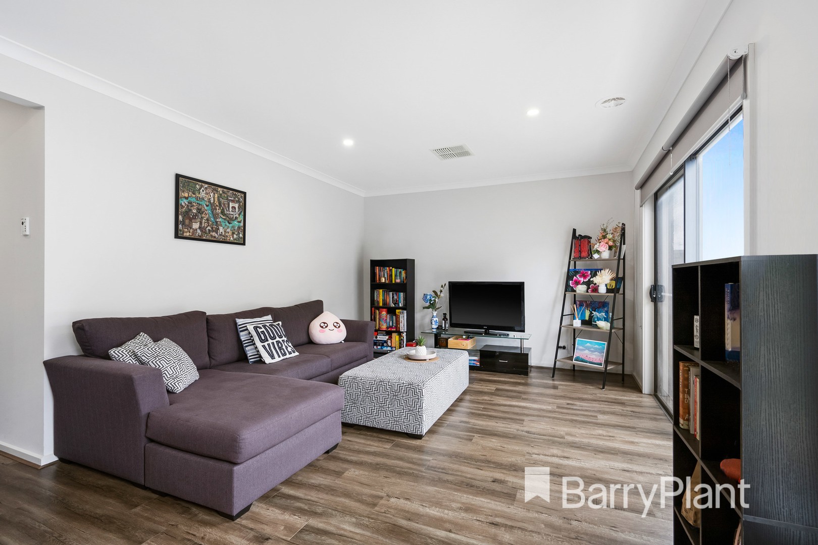 6 Artfield DriveWerribee, VIC 3030, Werribee - Thumbnail 6