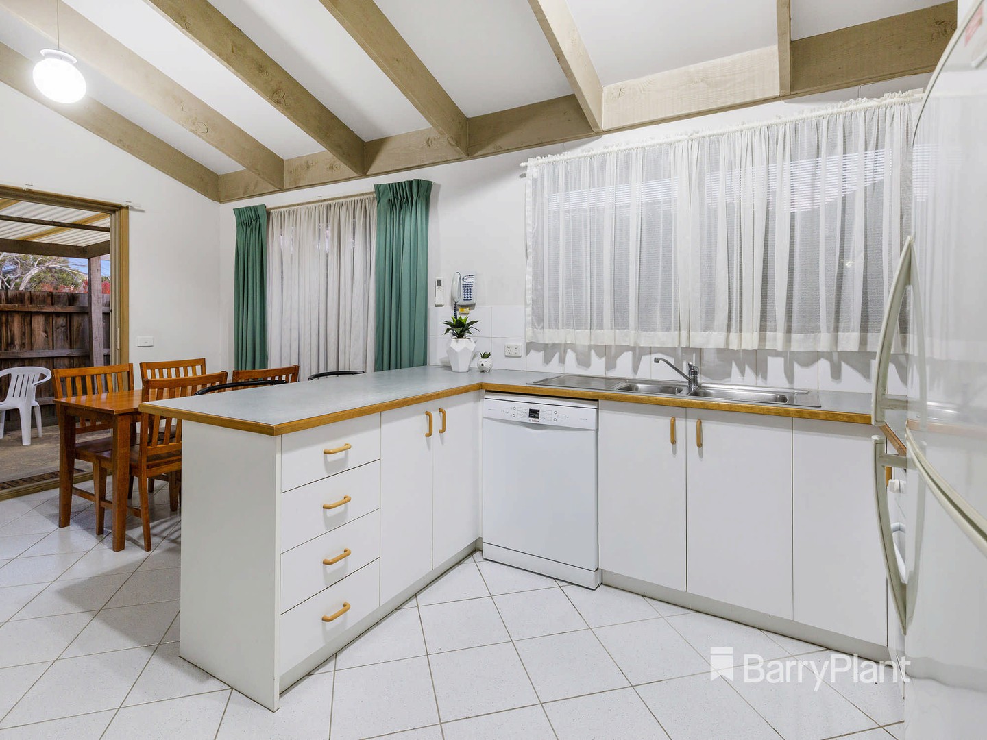 18 Meadow View PlaceMornington, VIC 3931, Mornington - Thumbnail 4