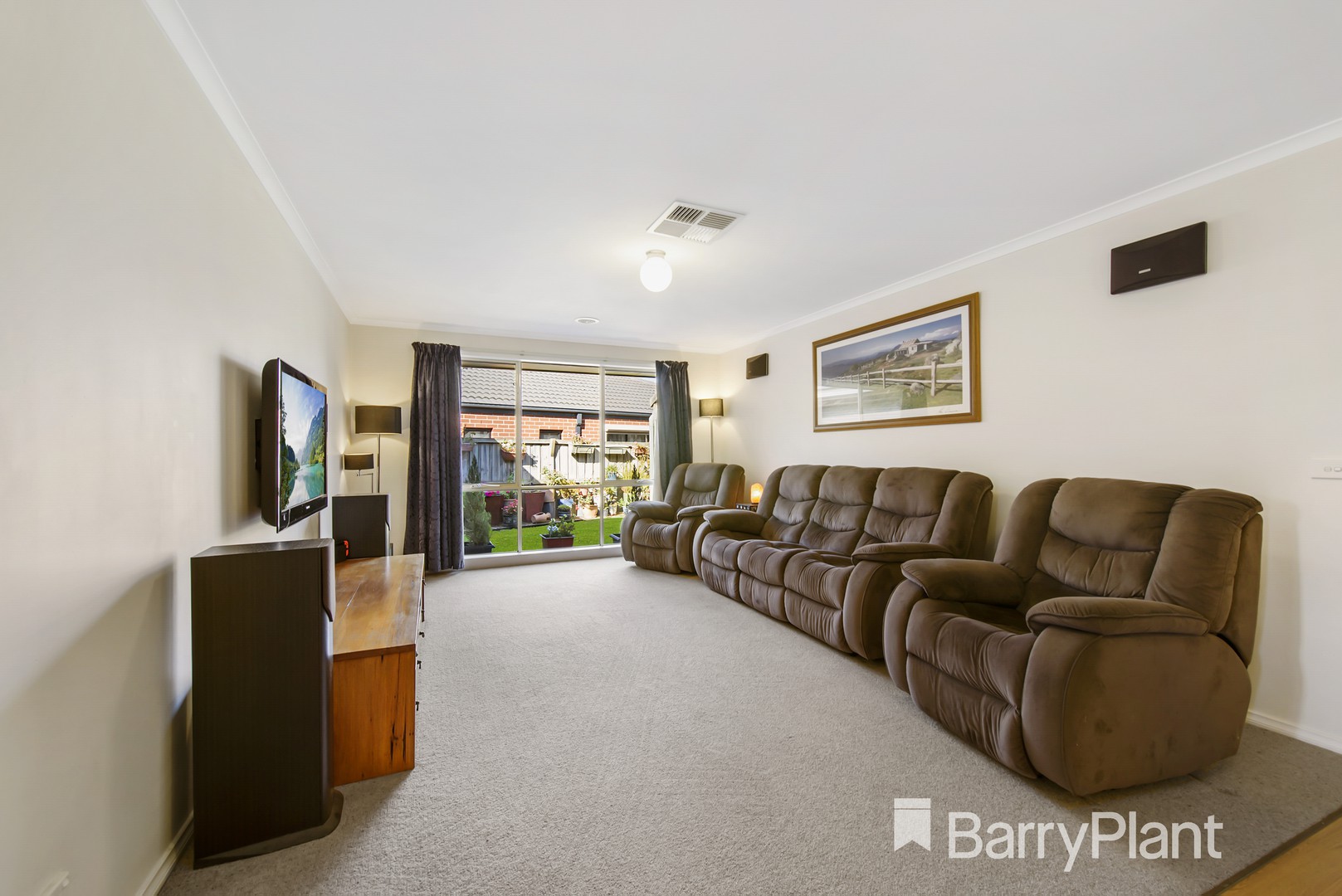 11 Rowena CourtDerrimut, VIC 3026, Derrimut - Thumbnail 4
