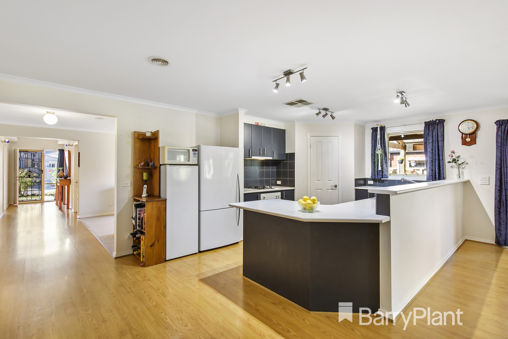 11 Rowena CourtDerrimut, VIC 3026, Derrimut - Thumbnail 5