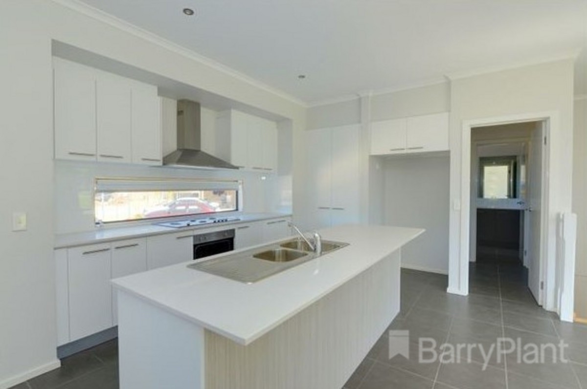 2/119 Yarana DriveMount Helen, VIC 3350, Mount Helen - Thumbnail 5