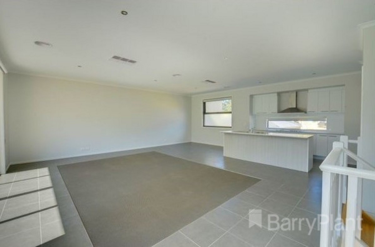 2/119 Yarana DriveMount Helen, VIC 3350, Mount Helen - Thumbnail 6