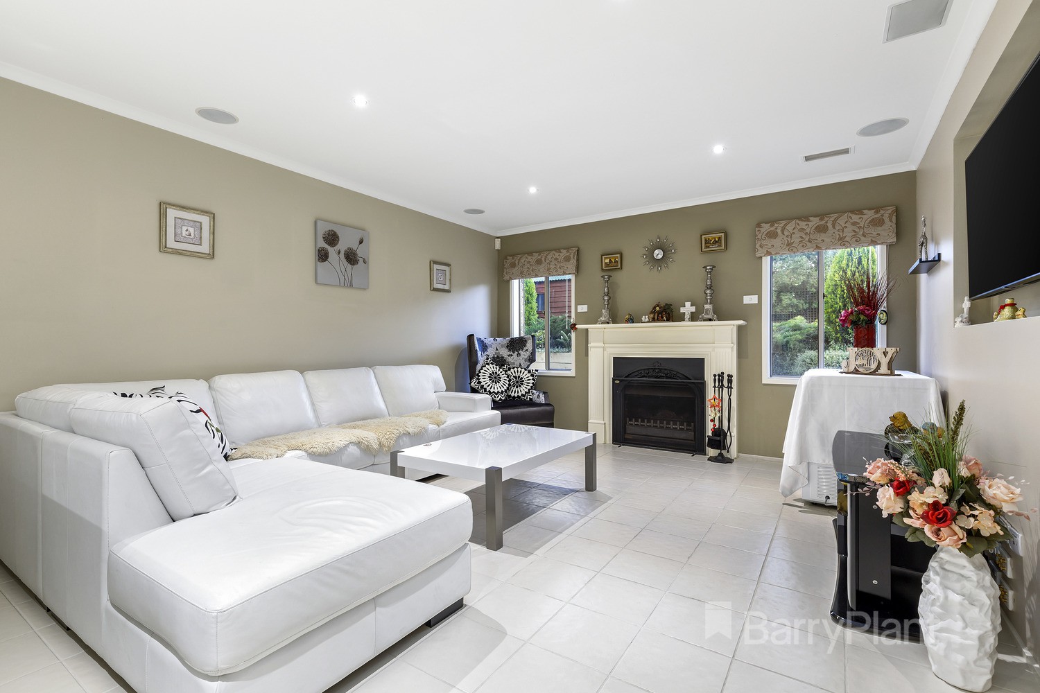 12 Warbler WalkSouth Morang, VIC 3752, South Morang - Thumbnail 4