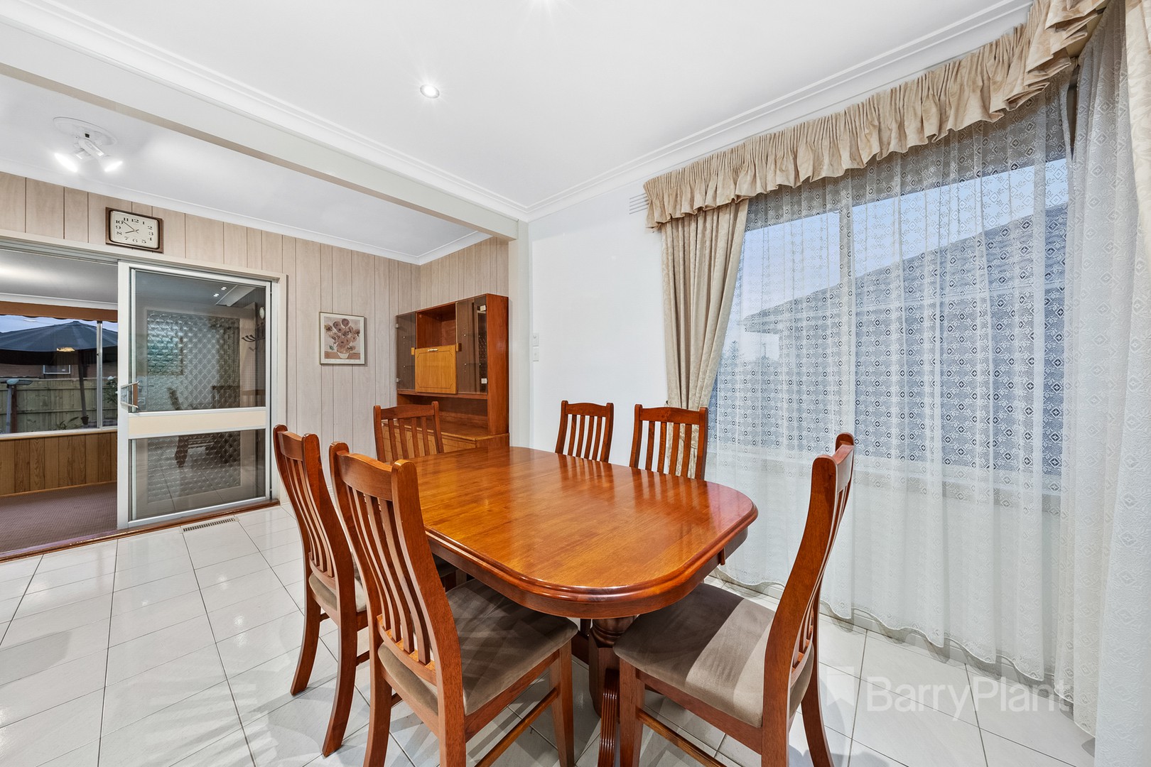 12 Burgundy CrescentSt Albans, VIC 3021, St Albans - Thumbnail 6