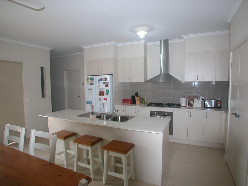6 Lapis Chase, Epping, VIC 3076, Epping - Thumbnail 3